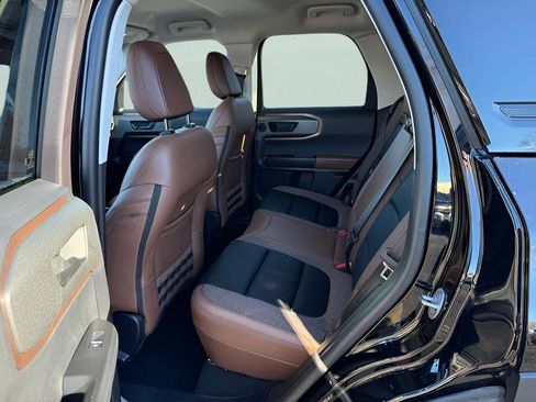Certified 2025 Ford Bronco Sport Outer Banks w/ Outer Banks Tech Package+ AWD/4WD image 4