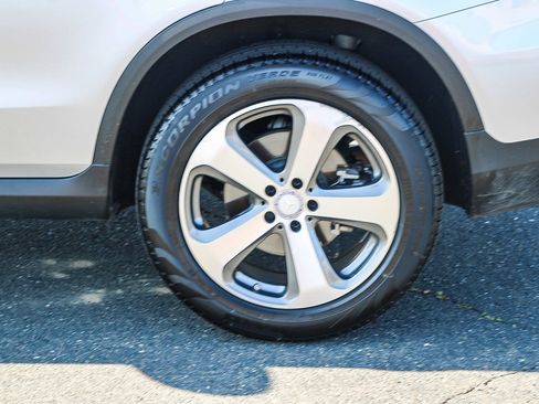 Used 2016 Mercedes-Benz GLC 300 4MATIC image 10