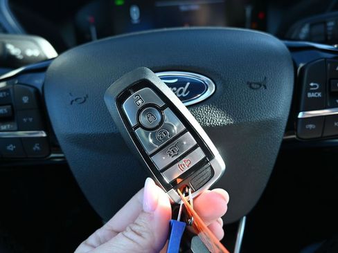 New 2026 Ford Escape SE image 35