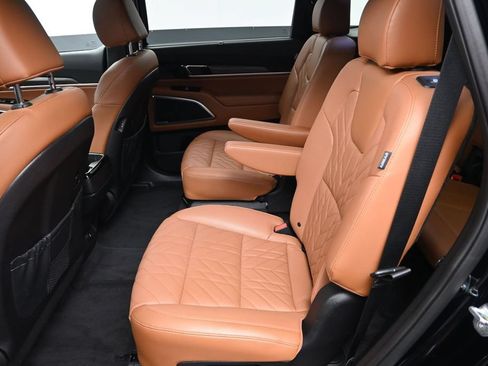 Certified 2023 Kia Telluride SX X-Line AWD/4WD image 32