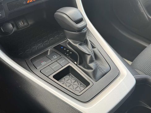 Certified 2023 Toyota RAV4 LE FWD image 25