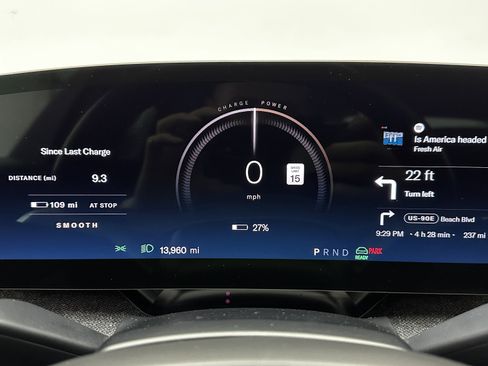 Used 2025 Lucid Air Pure image 16