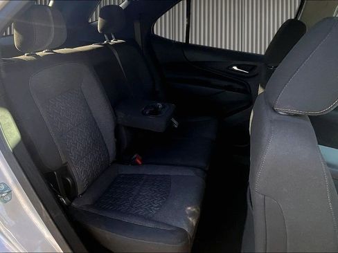 Used 2022 Chevrolet Equinox LT FWD image 28