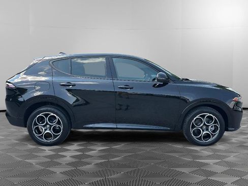 Used 2025 Alfa Romeo Tonale AWD/4WD image 6