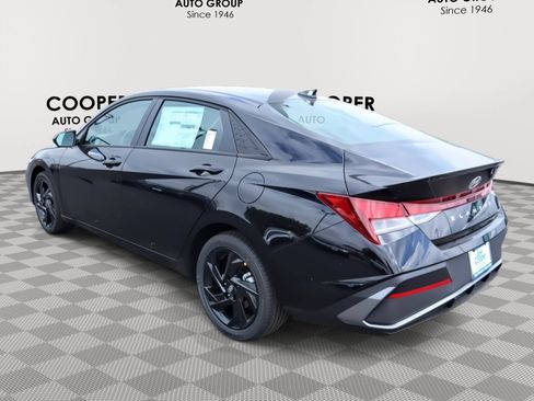 New 2026 Hyundai Elantra Sport FWD image 9