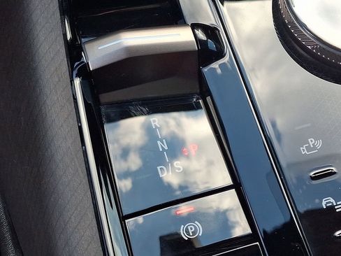 Certified 2025 BMW X3 xDrive30i w/ Convenience Package image 16