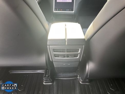 Used 2017 Tesla Model X 75D image 40