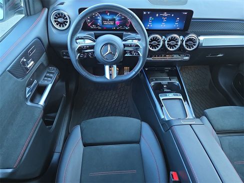 Certified 2025 Mercedes-Benz GLB 250 GLB 250 image 13