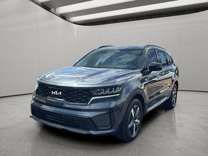 Used 2023 Kia Sorento S w/ Panoramic Sunroof Package