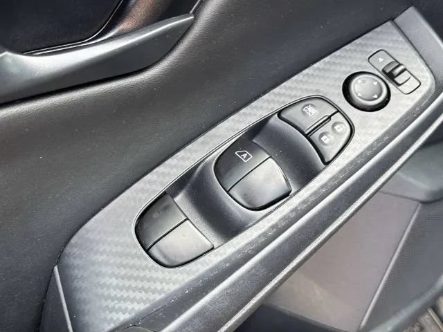 Used 2024 Nissan Sentra S FWD image 27