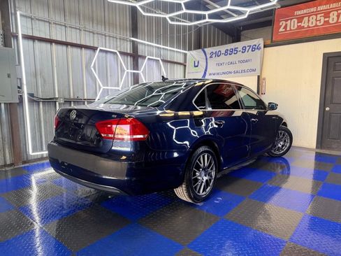 Used 2013 Volkswagen Passat 2.5 SE FWD image 12