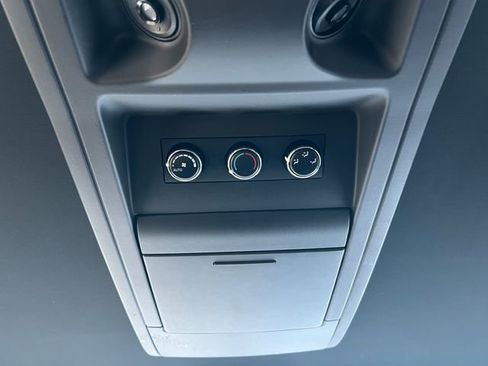 Used 2019 Dodge Grand Caravan GT image 33