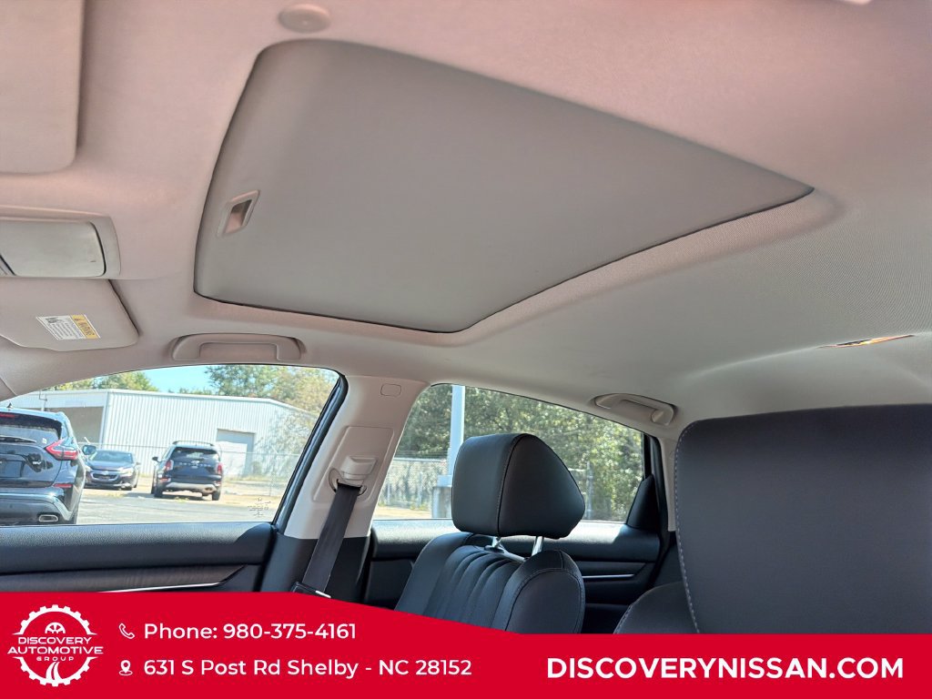 Used 2021 Honda Accord Touring image 29
