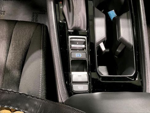 Used 2023 Honda Accord Sport image 35
