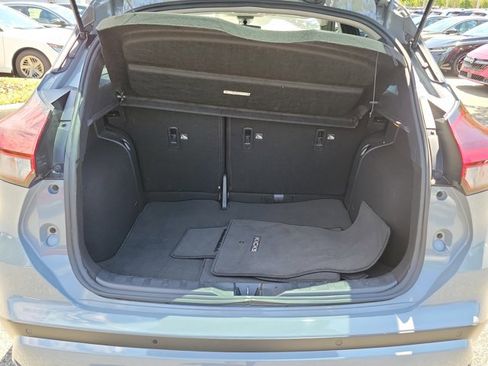 Used 2023 Nissan Kicks SR w/ SR Premium Package FWD image 9