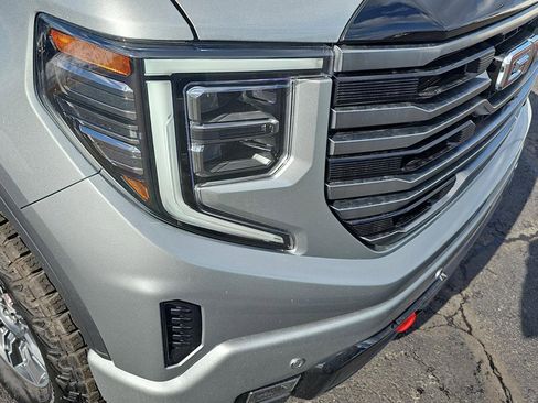 Used 2025 GMC Sierra 1500 AT4 image 57