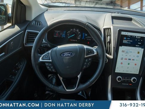 Used 2024 Ford Edge SEL w/ Sport Appearance Package AWD/4WD image 5