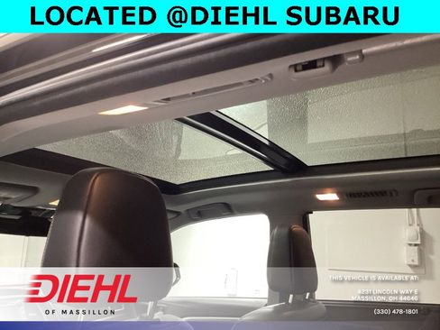 Used 2018 Toyota Highlander Limited Platinum image 19