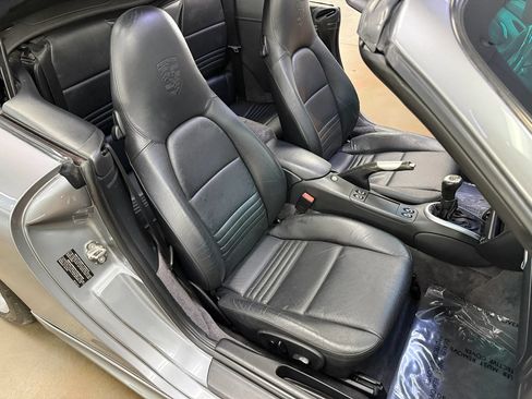 Used 2003 Porsche 911 Cabriolet image 20