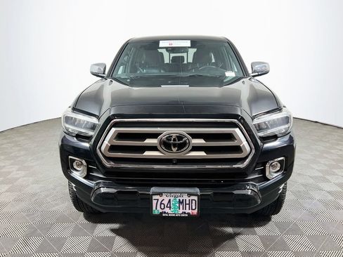 Certified 2020 Toyota Tacoma Limited AWD/4WD image 2