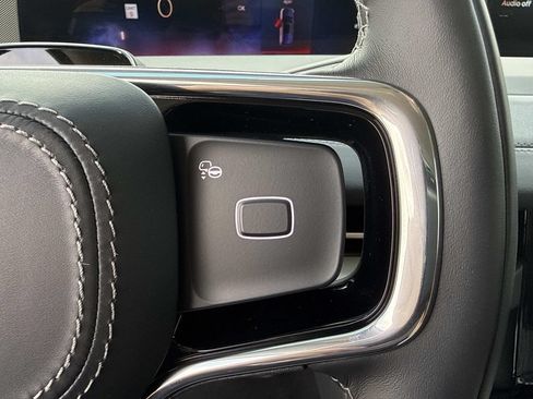 New 2026 Lincoln Navigator Premiere AWD/4WD image 32