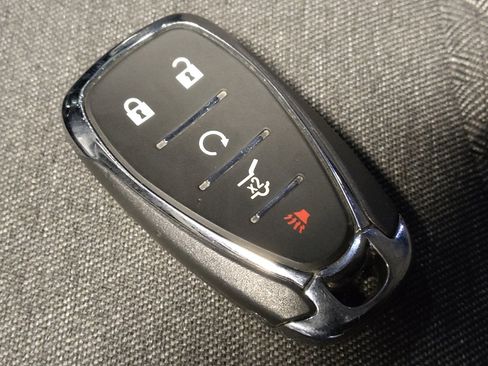 Used 2023 Chevrolet Equinox LT w/ Driver Convenience Package FWD image 32