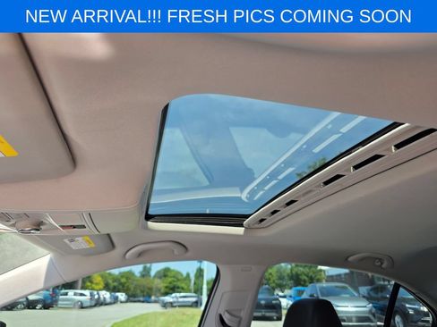 Used 2017 Volkswagen Jetta SE FWD image 12