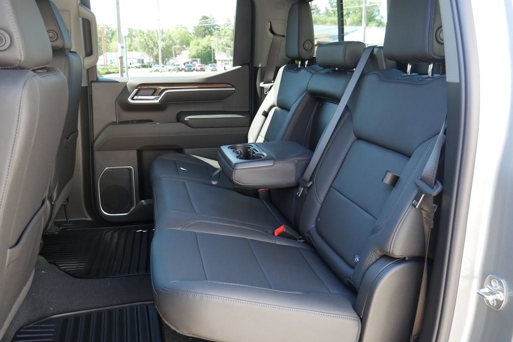 New 2026 Chevrolet Silverado 1500 LT w/ Z71 Off-Road Package AWD/4WD image 16