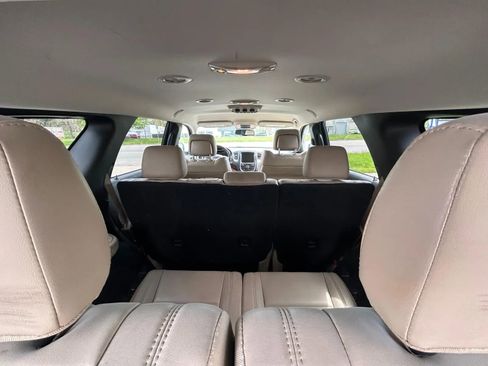 Used 2016 Dodge Durango Limited w/ Nav & Power Liftgate Group image 12