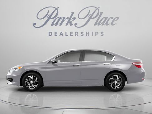 Used 2016 Honda Accord EX image 2