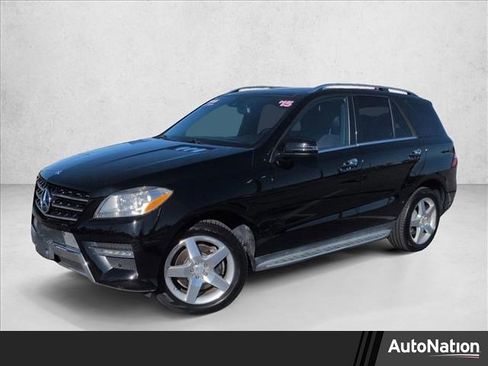 Used 2015 Mercedes-Benz ML 400 4MATIC image 1