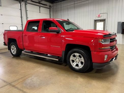 Used 2017 Chevrolet Silverado 1500 LT w/ All Star Edition AWD/4WD image 7