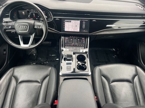 Used 2023 Audi Q7 Premium Plus w/ Premium Plus Package image 3