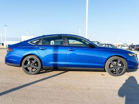 Used 2024 Honda Accord Sport image 8