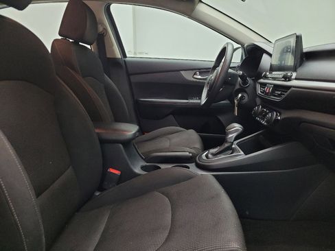 Used 2019 Kia Forte LXS FWD image 21