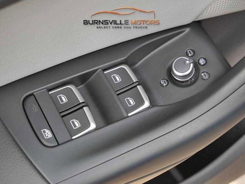 Used 2017 Audi Q3 2.0T Prestige image 14