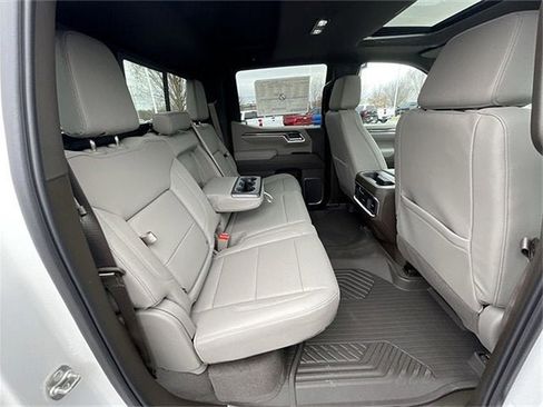 New 2025 Chevrolet Silverado 1500 LTZ w/ LTZ Premium Package image 28