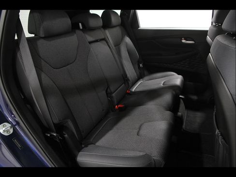 Used 2020 Hyundai Santa Fe SEL FWD image 17