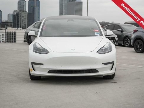 Used 2021 Tesla Model 3 Standard Range Plus RWD image 2