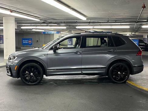 Certified 2021 Volkswagen Tiguan SE R-Line AWD/4WD image 33