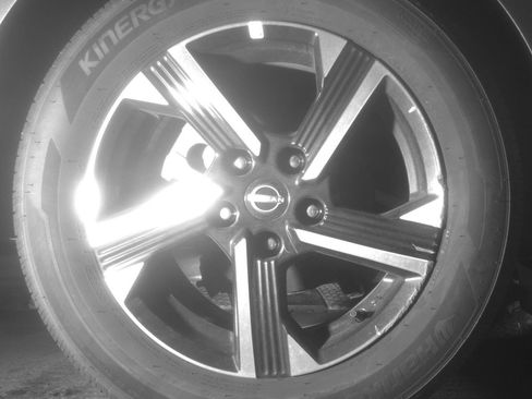 Used 2025 Nissan Sentra SV image 15