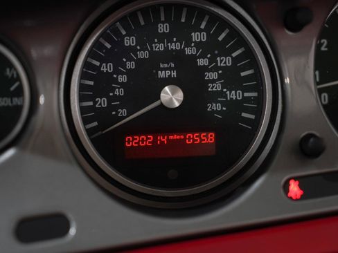 Used 2000 BMW Z8 RWD image 19