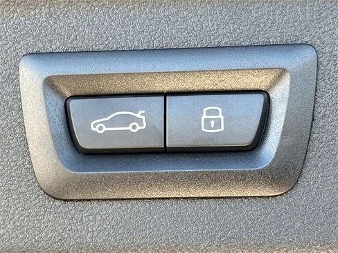 Used 2024 BMW X3 xDrive30i w/ Convenience Package image 24