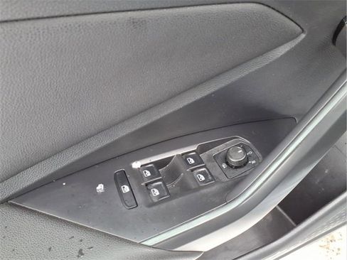 Used 2019 Volkswagen Jetta S w/ Driver Assistance Package image 13