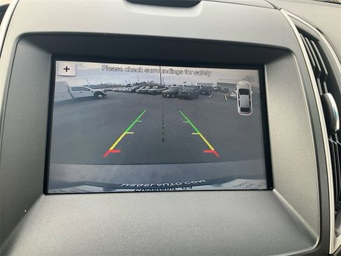 Certified 2017 Ford Edge SEL w/ Equipment Group 201A image 24