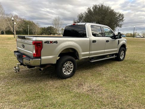 Used 2017 Ford F250 XLT w/ XLT Value Package image 13