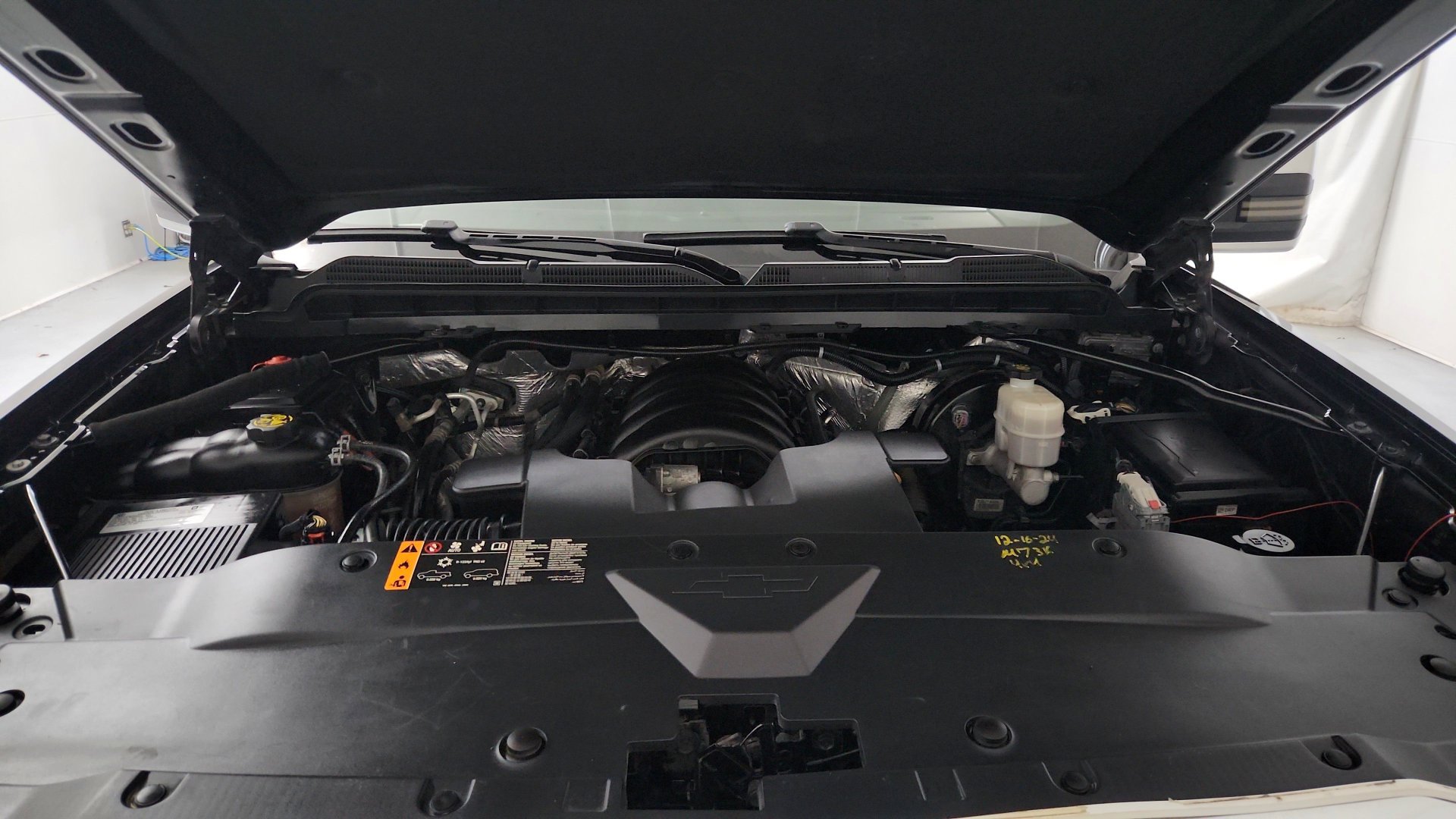 Used 2018 Chevrolet Silverado 1500 High Country AWD/4WD image 30