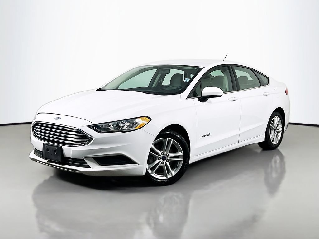 Used 2018 Ford Fusion S FWD image 2
