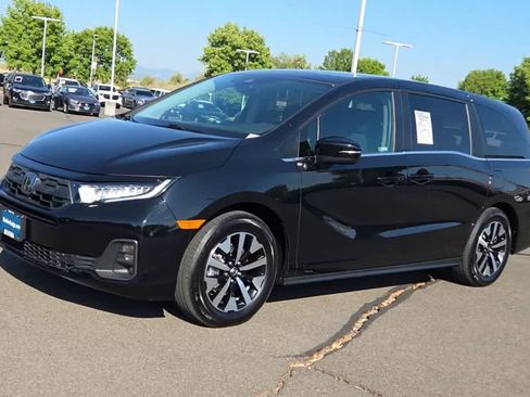 Used 2025 Honda Odyssey EX-L image 4