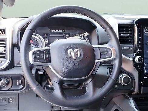 Used 2023 RAM 1500 Big Horn AWD/4WD image 11